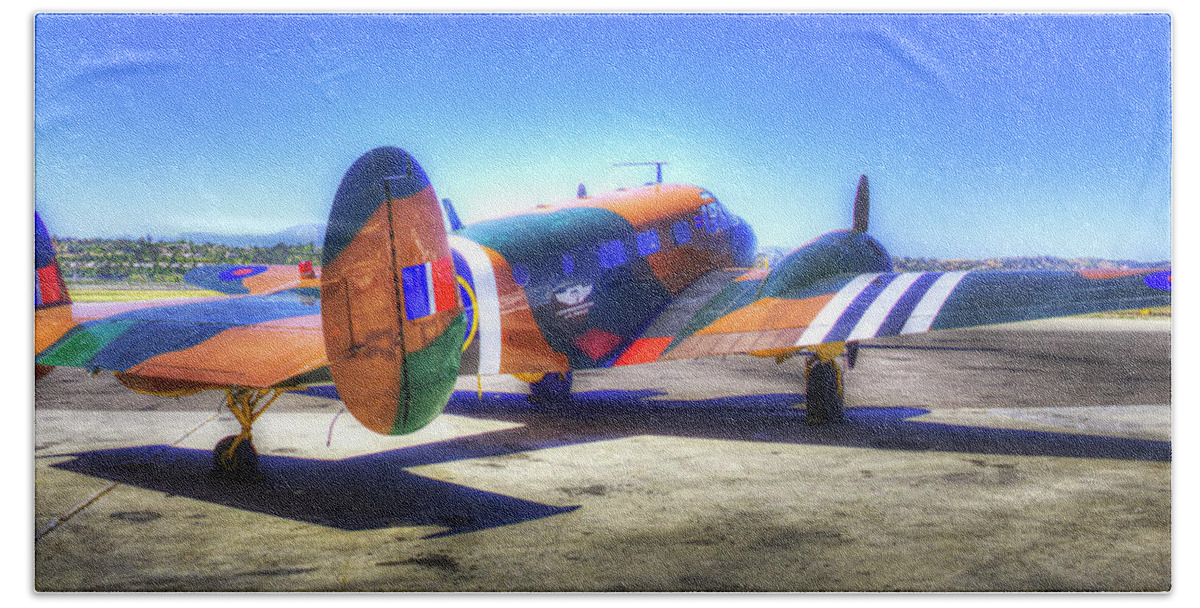 Wwii Airplane Hand Towel featuring the photograph C45 Expeditor by Joe Palermo