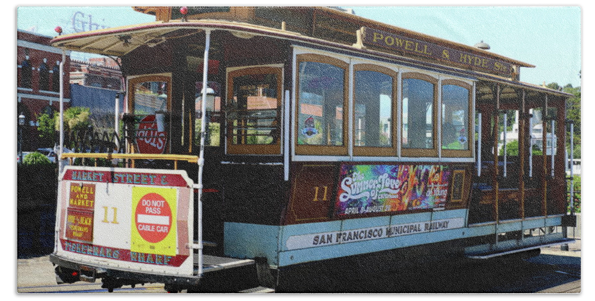 Cable Car Bath Towel featuring the photograph Cable Car by Christiane Schulze Art And Photography