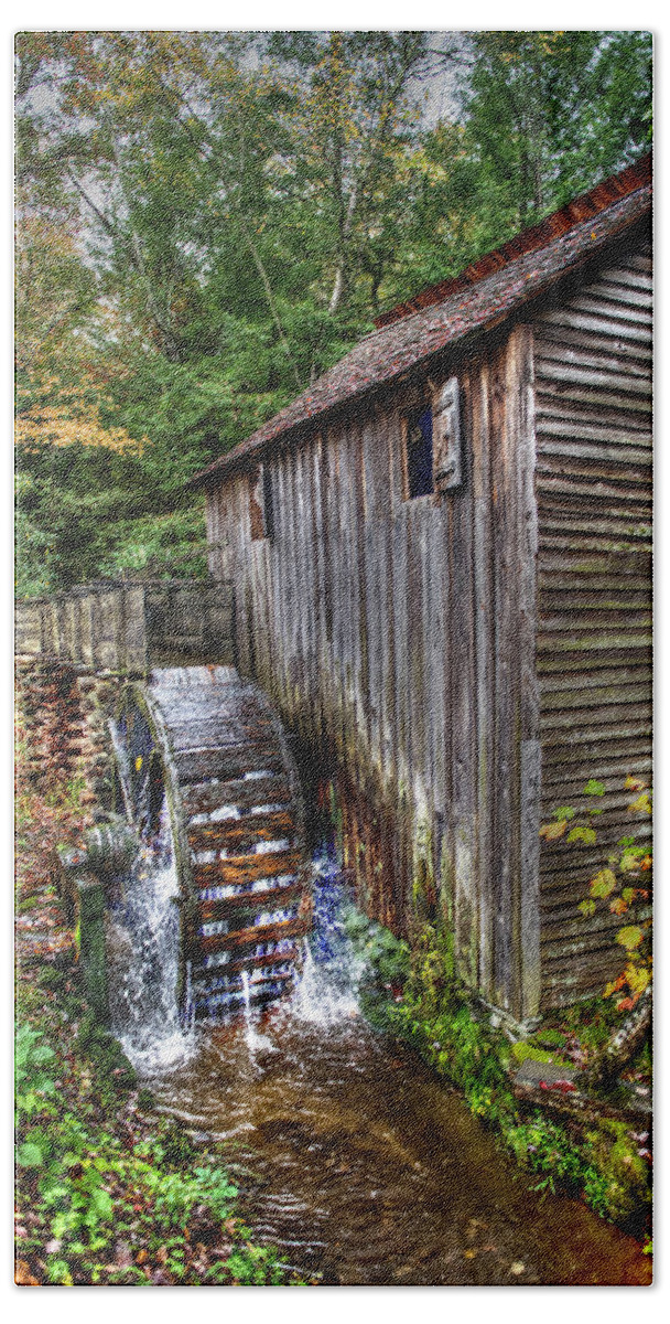 Mill Hand Towel featuring the photograph Cades Cove Mill by Norman Reid