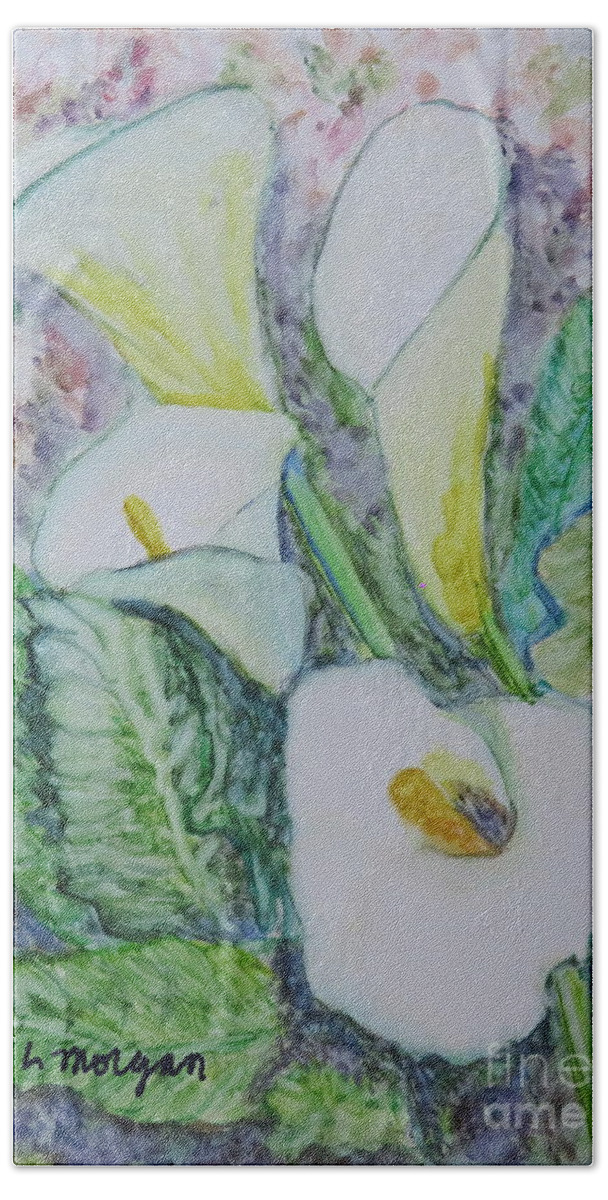 Lily Bath Towel featuring the painting Calla Lillies by Laurie Morgan