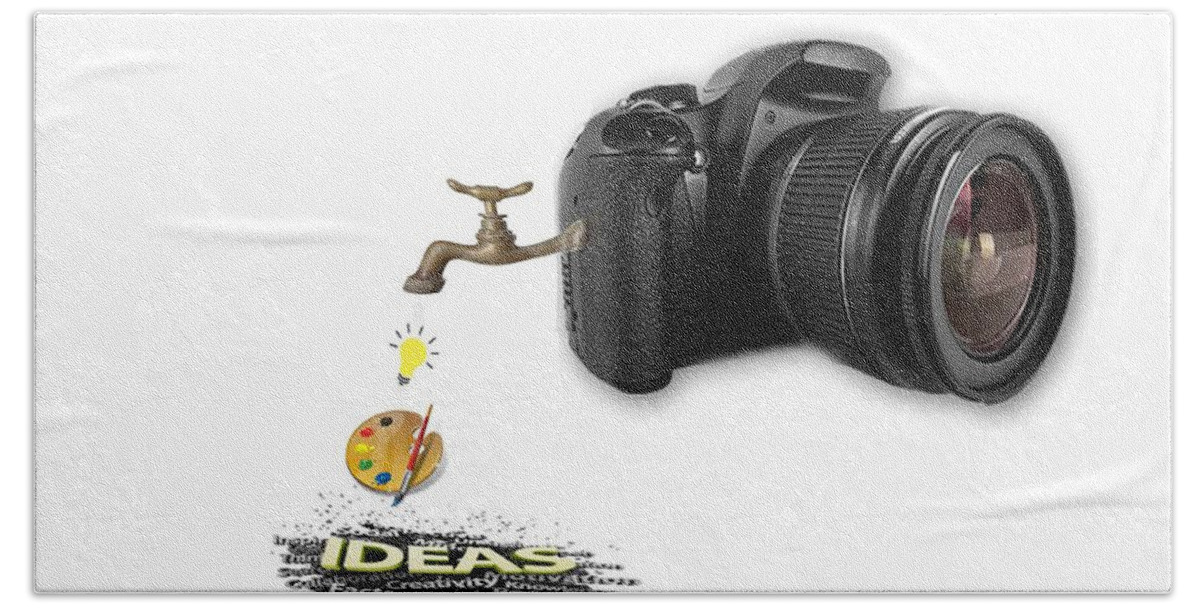 Camera Full Of Ideas Bath Towel featuring the digital art Camera full of Ideas by Pat Cook
