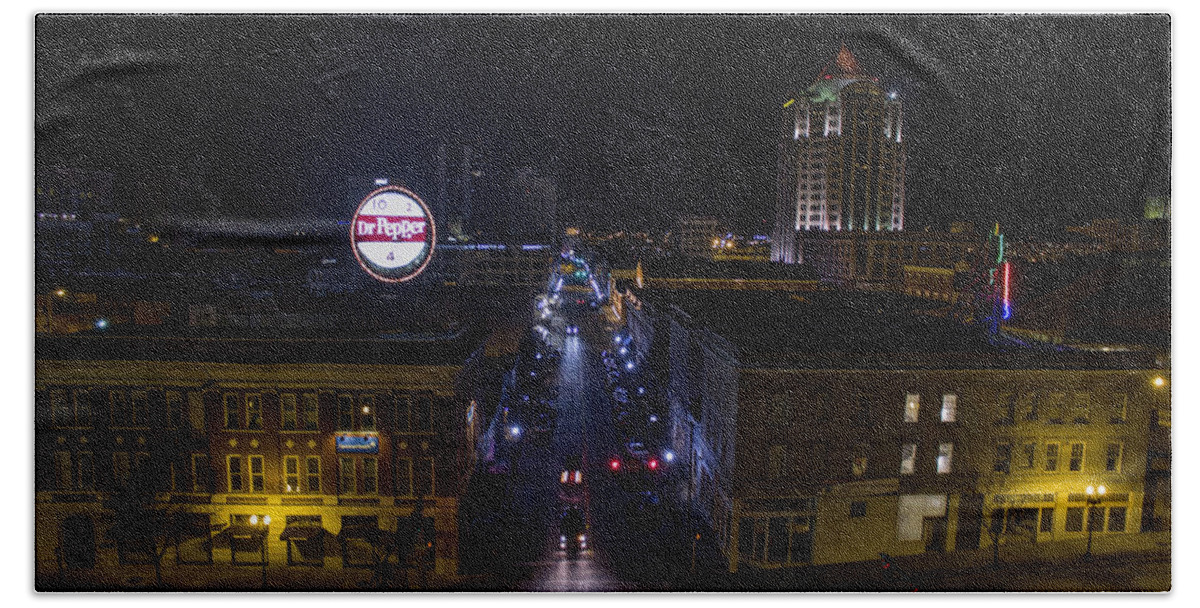Campbell Bath Towel featuring the photograph Campbell Ave Roanoke, VA by Star City SkyCams