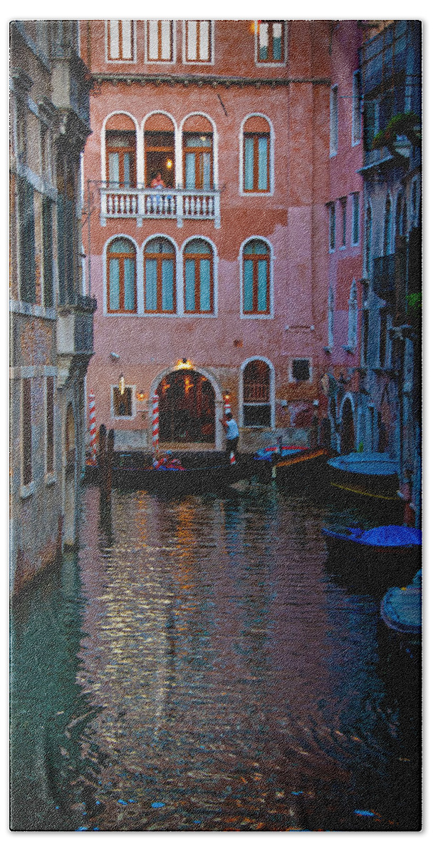 Venice Bath Towel featuring the photograph Canal at Dusk by Harry Spitz