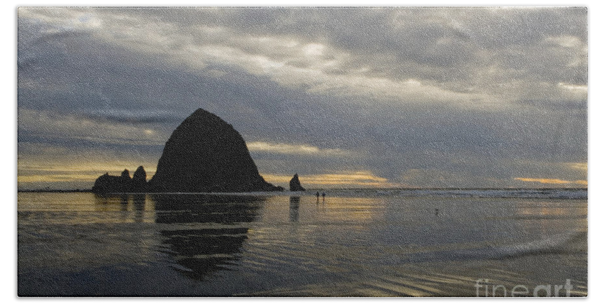 Cannon Beach Bath Towel featuring the photograph Cannon Beach Reflections by Bob Christopher