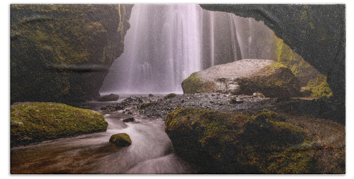 Iceland Bath Towel featuring the photograph Cavern of Dreams by Dustin LeFevre