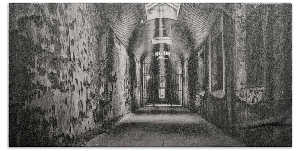 Eastern State Penitentiary Bath Towel featuring the photograph Cell Block 1 BW by Heather Applegate