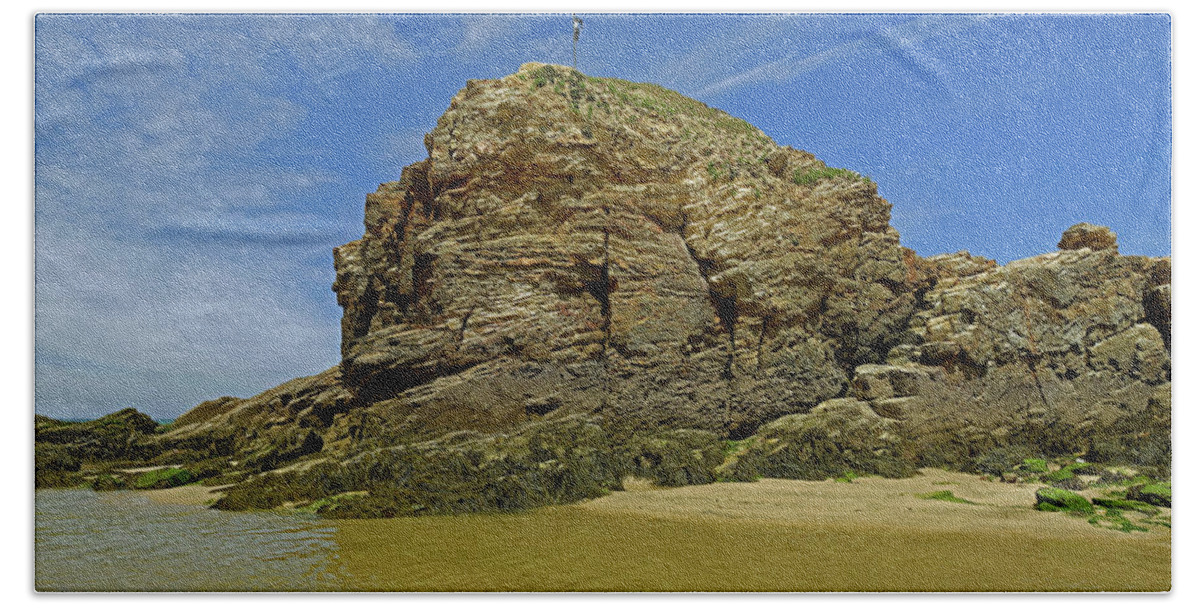 Britain Hand Towel featuring the photograph Chapel Rock - Perranporth Beach by Rod Johnson
