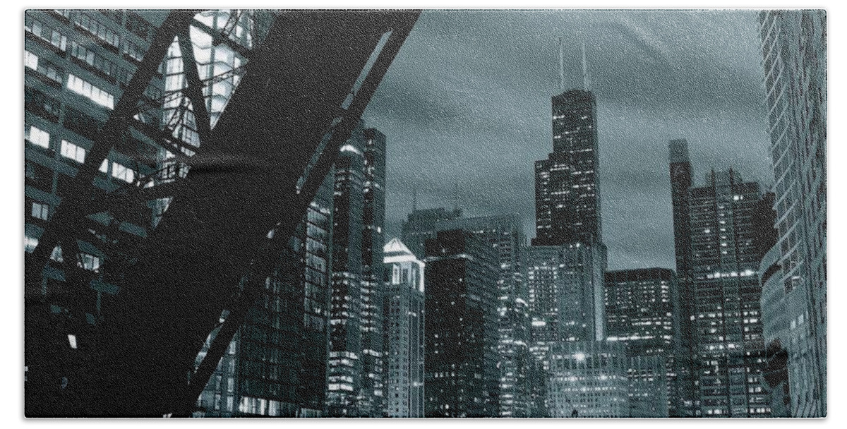 Chicago Bath Towel featuring the photograph Chicago Grayscale Night by Frozen in Time Fine Art Photography