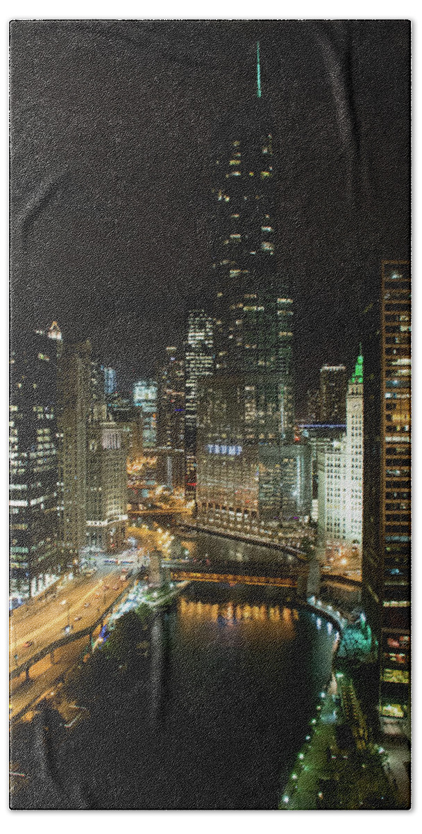 Chicago Hand Towel featuring the photograph Chicago River Skyline at Night by John Black