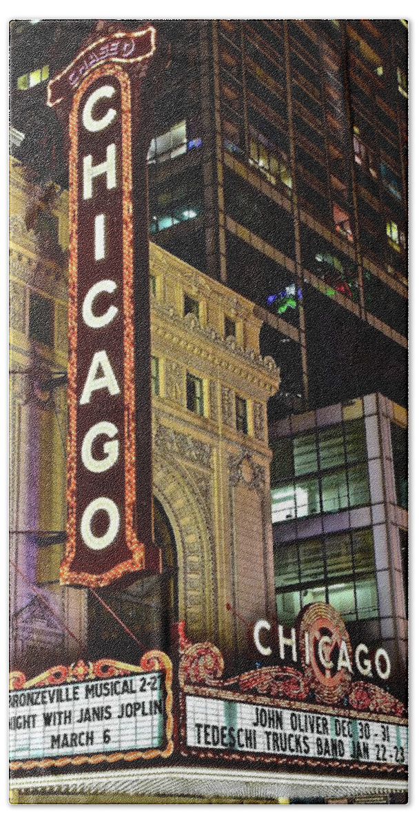 Chicago Bath Towel featuring the photograph Chicago Theater Close Up by Frozen in Time Fine Art Photography