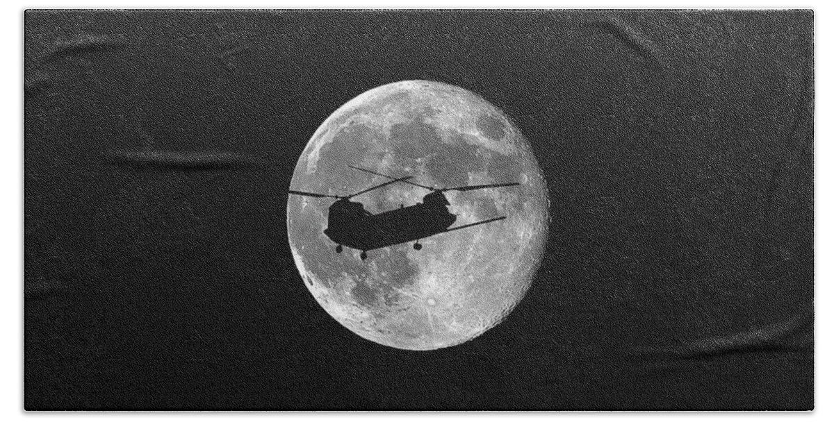 Chinook Bath Towel featuring the photograph Chinook Moon .png by Al Powell Photography USA