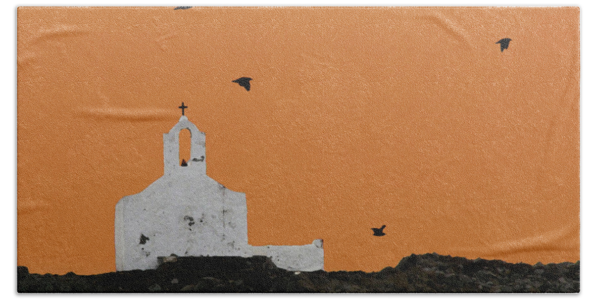 Wall Decor Hand Towel featuring the photograph Church on a Hill by Coke Mattingly