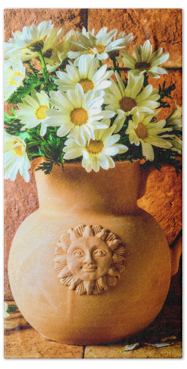 Clay Bath Towel featuring the photograph Clay Pitcher With Daises by Garry Gay