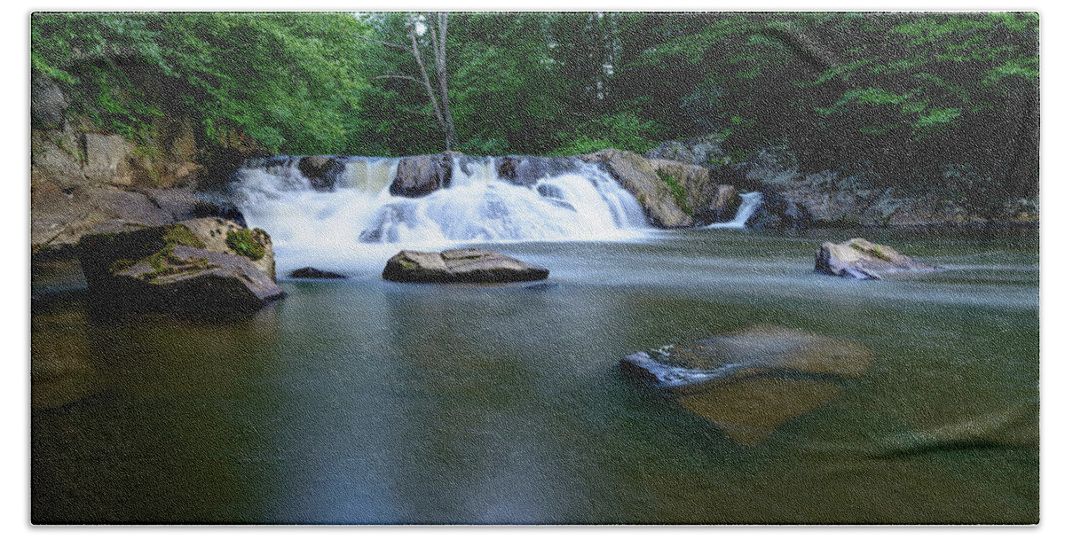 Chestnut Bath Towel featuring the photograph Clear Creek by Michael Scott