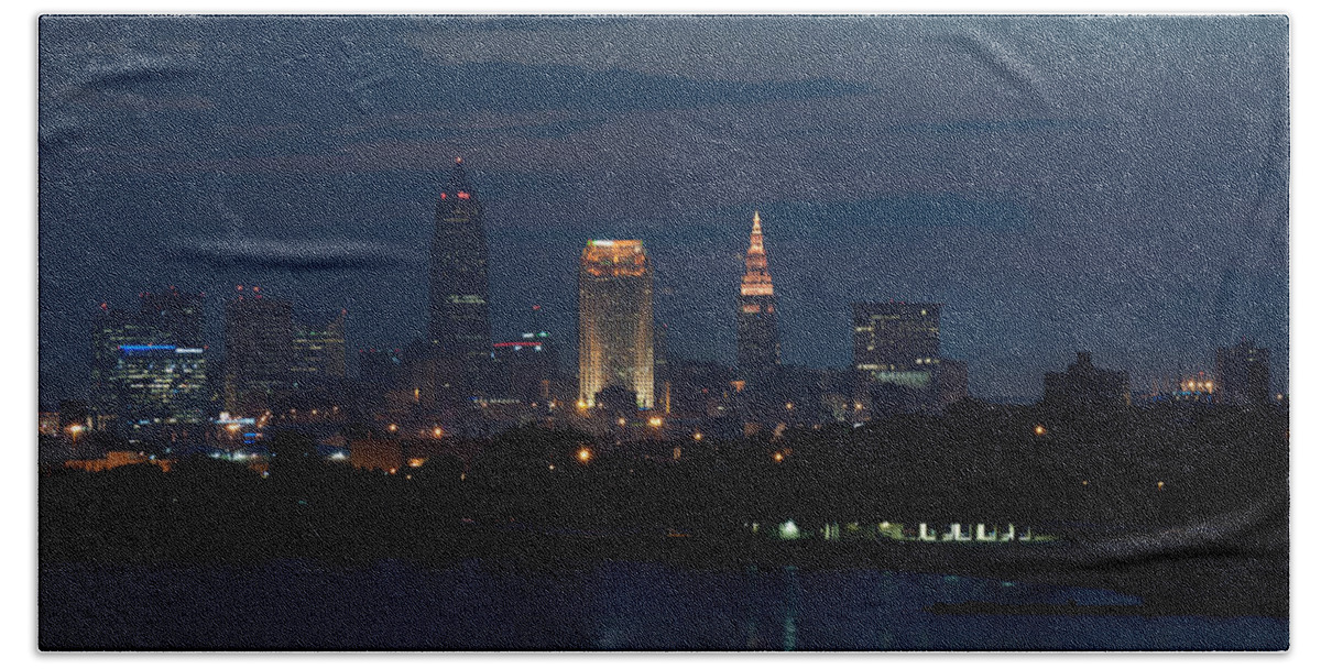 Cleveland Bath Towel featuring the photograph Cleveland Reflections by Stewart Helberg