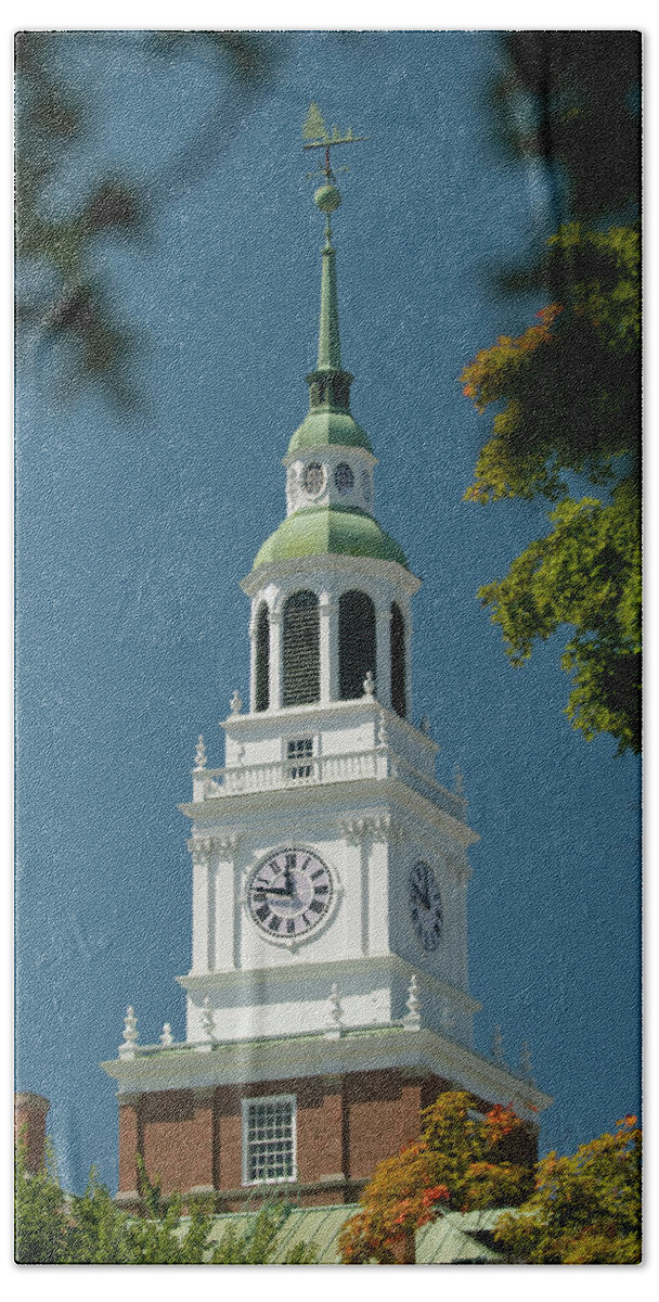 dartmouth College Bath Towel featuring the photograph Clock Tower by Paul Mangold