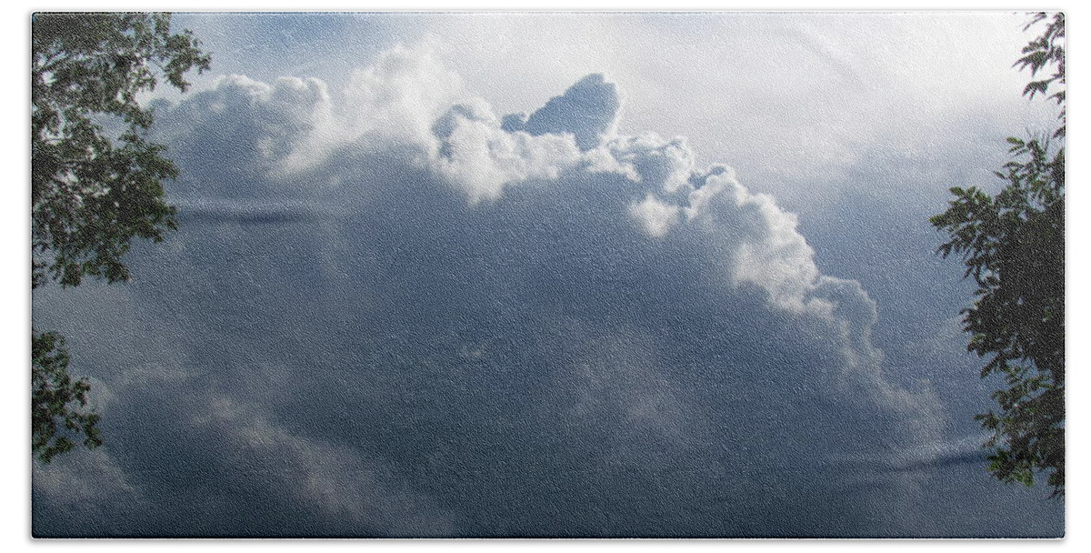 Photography Bath Towel featuring the photograph Cloud Face by Delynn Addams