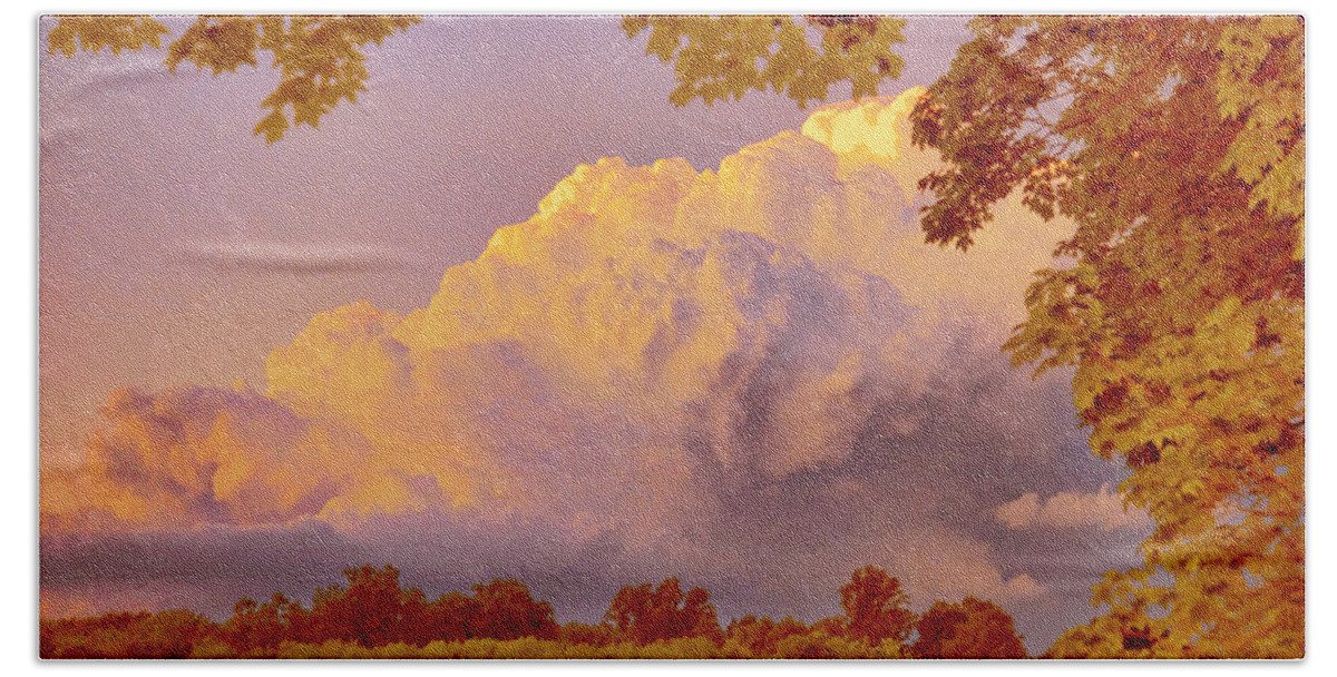 Swelling Cumulus Clouds Bath Towel featuring the photograph Clouds at Sunset, Southeastern Pennsylvania by A Macarthur Gurmankin