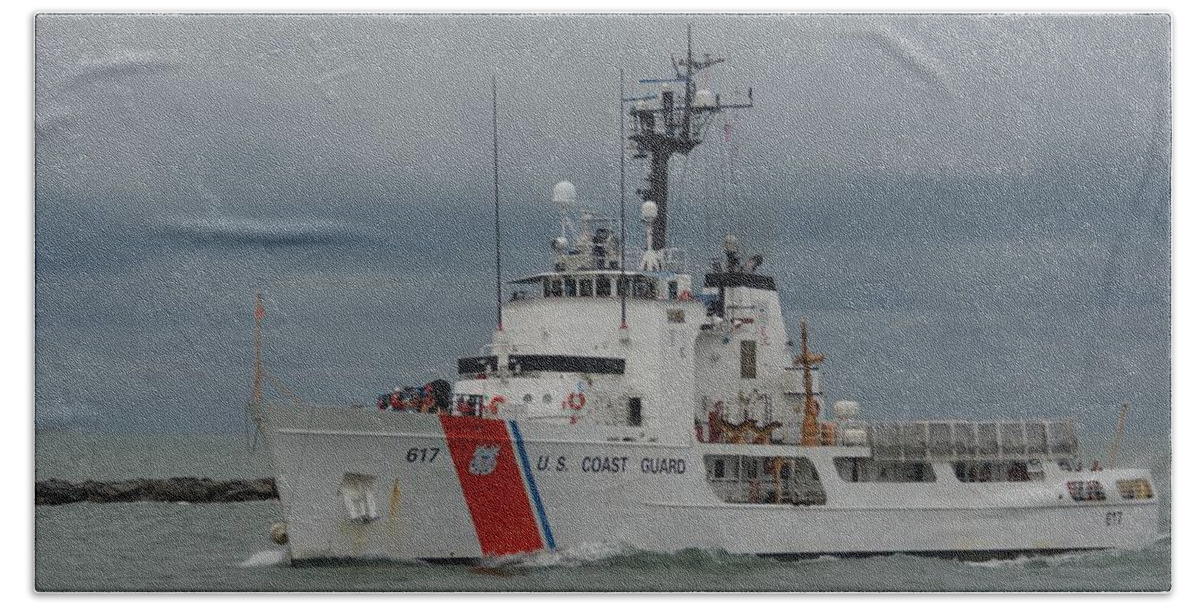 U.s Coast Guard Cutter Hand Towel featuring the photograph Coast Guard Cutter Vigilant by Bradford Martin
