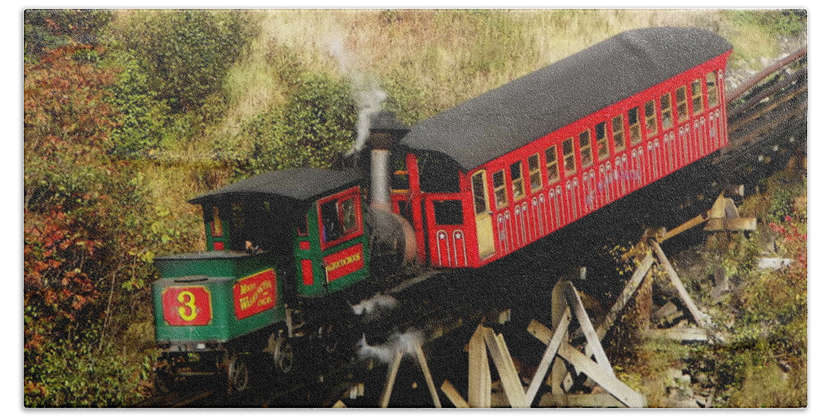 White Mountains Bath Towel featuring the photograph Cog Railway Vintage by Harry Moulton