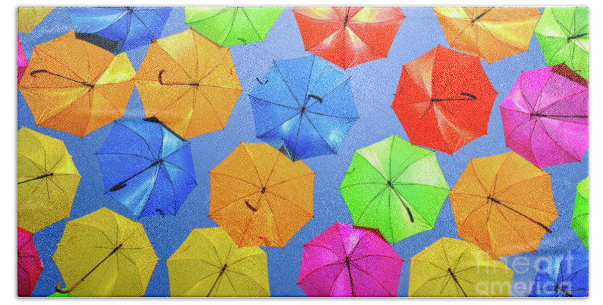 Umbrellas Bath Towel featuring the photograph Colorful Umbrellas I by Raul Rodriguez