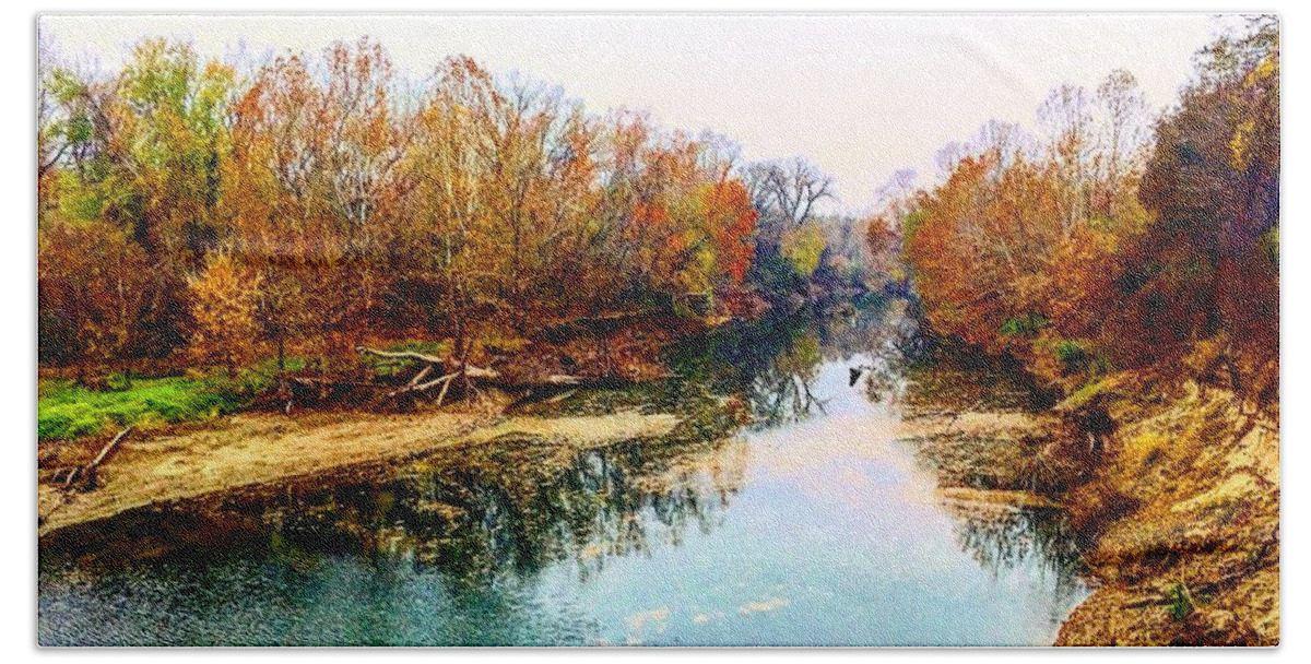 Fall Hand Towel featuring the photograph Colours along Mill Creek by Michael Oceanofwisdom Bidwell