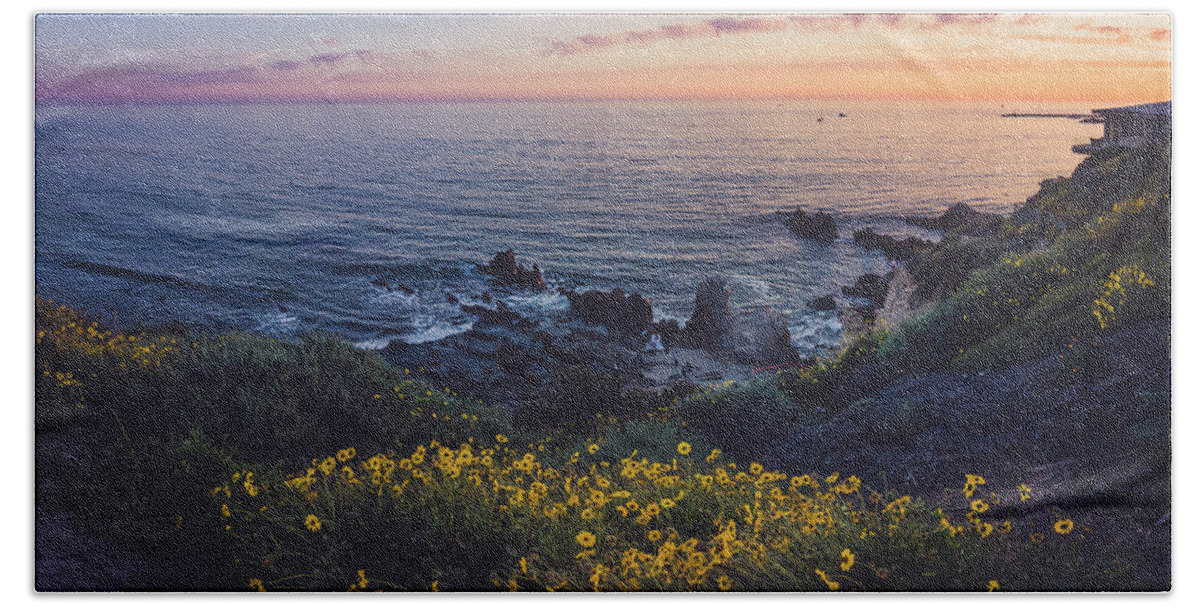 Bloom Bath Towel featuring the photograph Corona Del Mar Super Bloom by Andy Konieczny