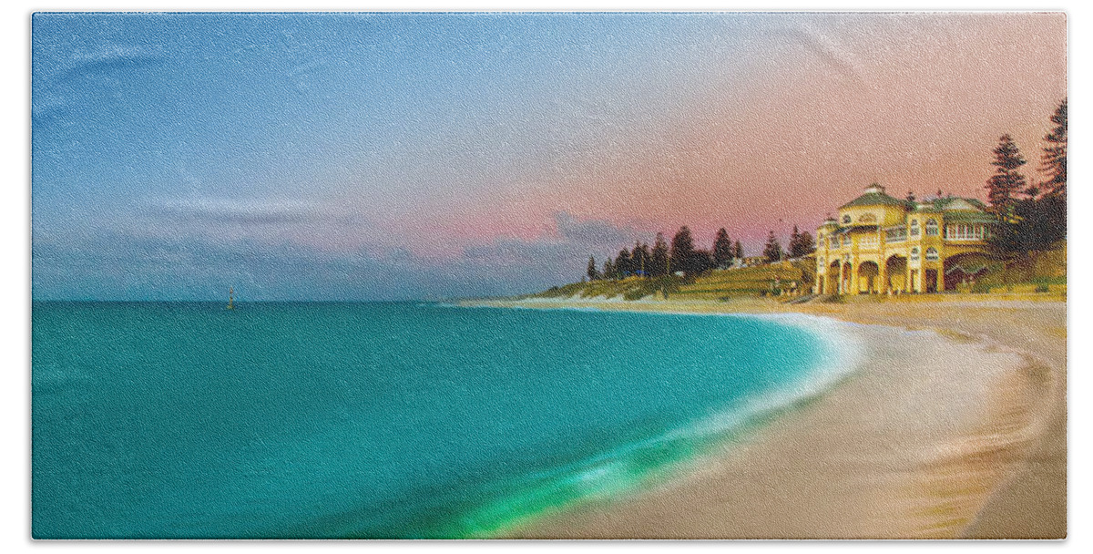Landscape Bath Sheet featuring the photograph Cottesloe Beach Sunset by Az Jackson