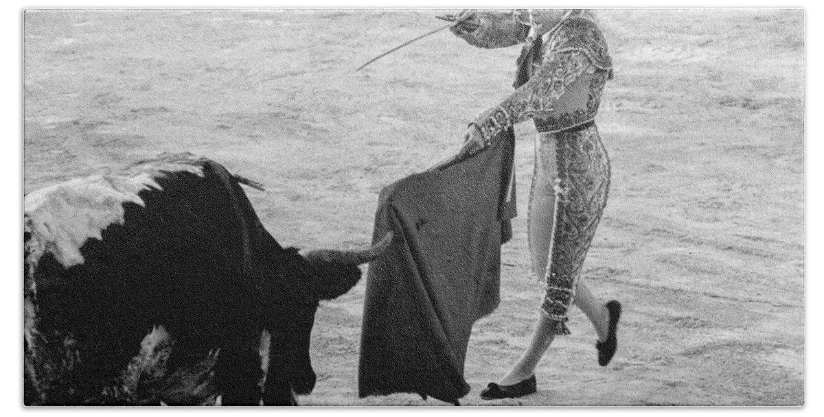 Black And White Hand Towel featuring the photograph Blonde Bullfighting by Jennifer Wright