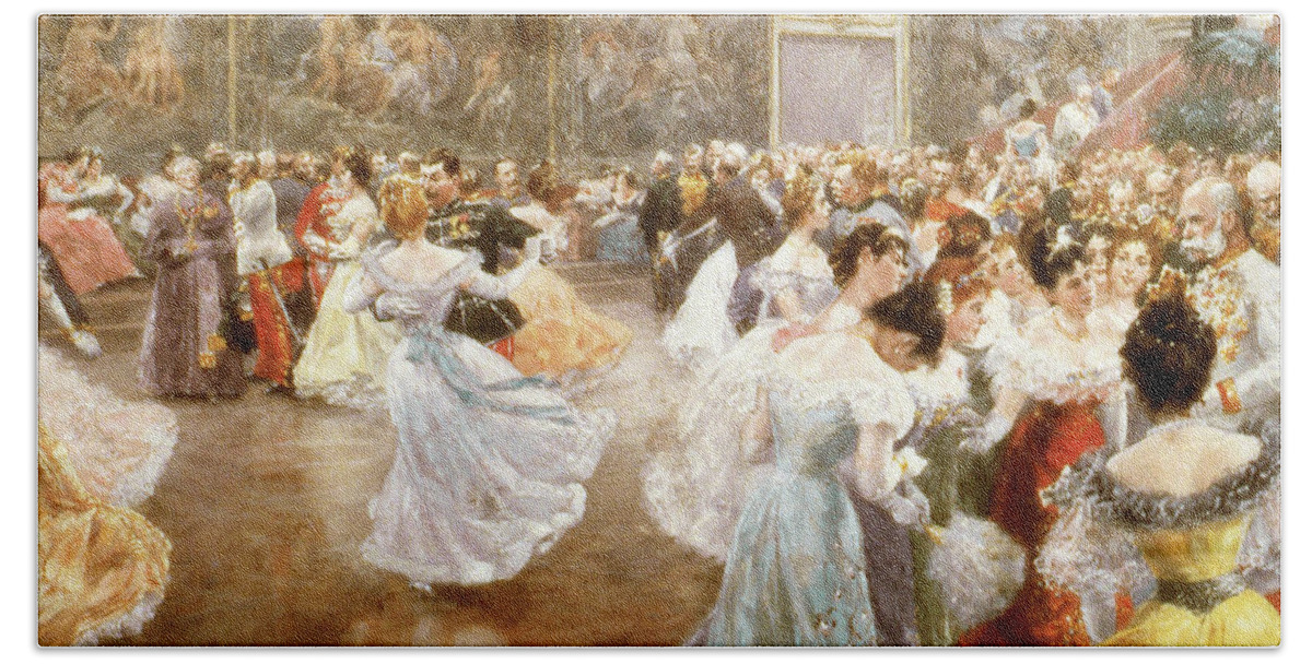 1900 Bath Towel featuring the painting Court Ball At The Hofburg by Granger