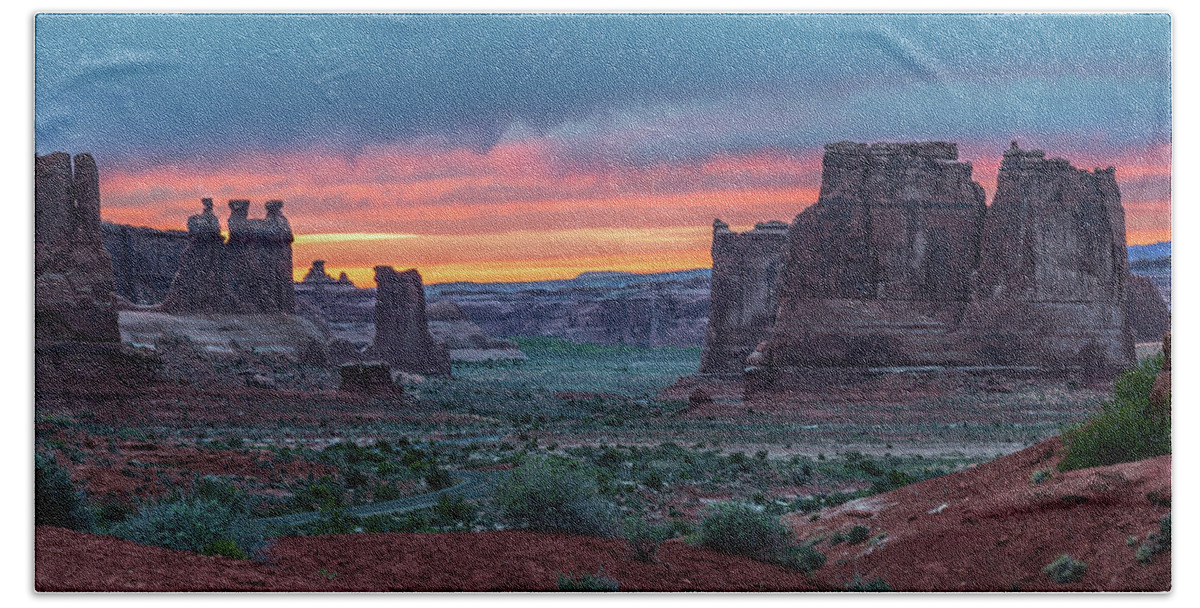 Arches Bath Towel featuring the photograph Courthouse Towers Arches National Park by Dan Norris