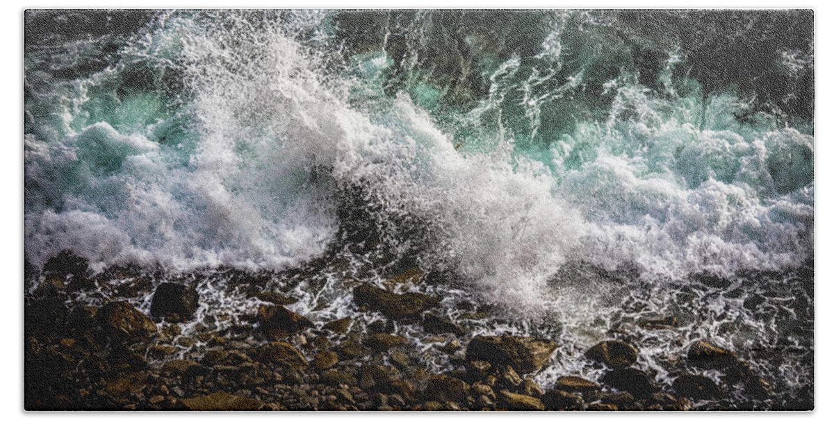Ocean Hand Towel featuring the photograph Crashing Surf by Jason Roberts