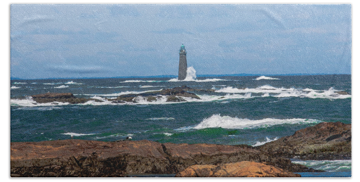 Lighthouse Bath Towel featuring the photograph Crashing Waves on Minot Lighthouse by Brian MacLean