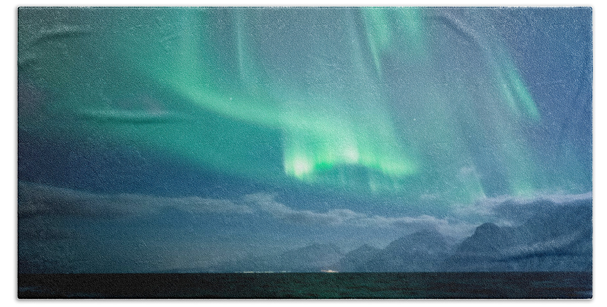 Aurora Borealis Bath Sheet featuring the photograph Crashing Waves by Tor-Ivar Naess