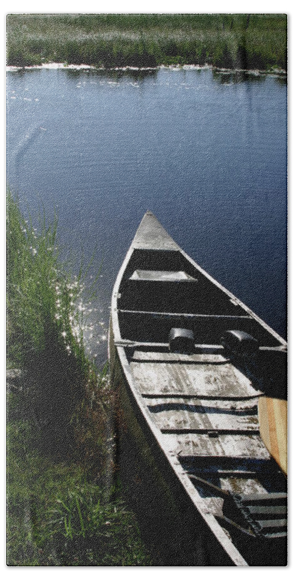 Canoe Hand Towel featuring the photograph Creekside Canoe by Jeff Floyd CA