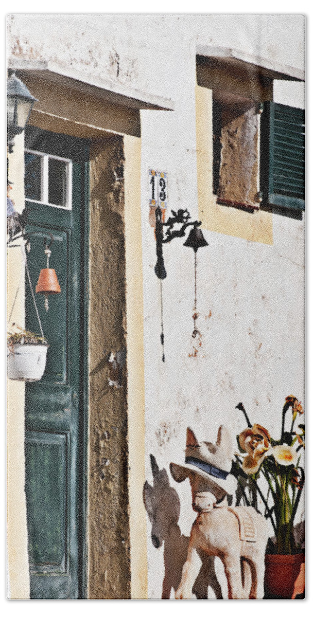 Vintage Bath Towel featuring the photograph Curious 13 street door by Pedro Cardona Llambias