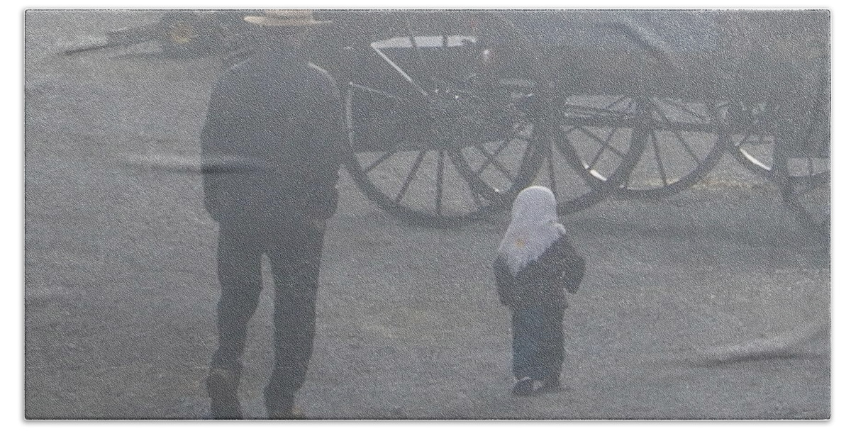 Amish Hand Towel featuring the photograph Dad and Daughter by Christine Clark