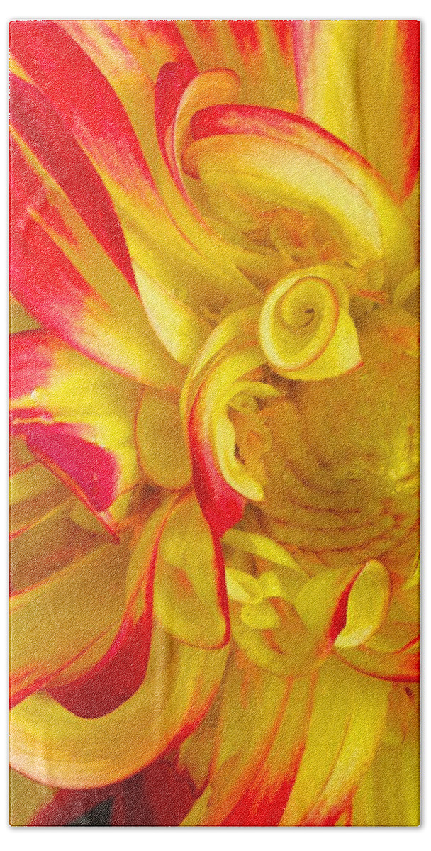  Hand Towel featuring the photograph Dahlia Curls by Polly Castor