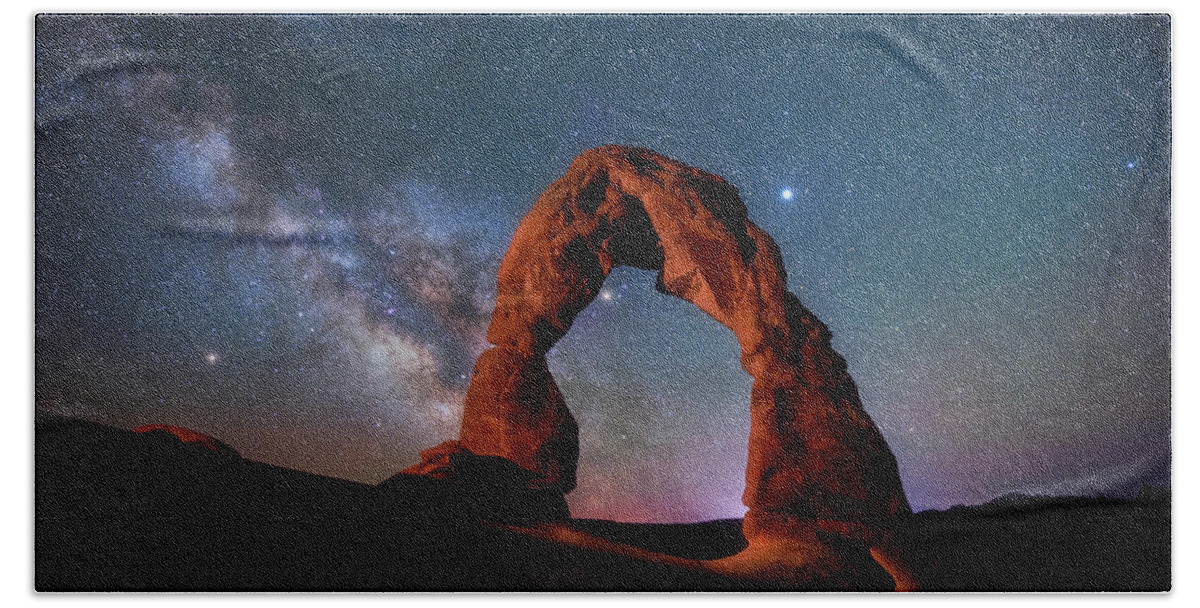 Delicate Arch Bath Towel featuring the photograph Delicate Alignment by Darren White