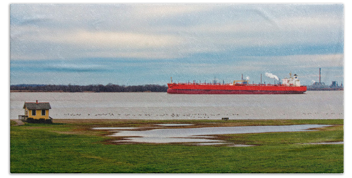 Eagle Klang Bath Sheet featuring the photograph Eagle Klang - Oil Freighter by Kristia Adams