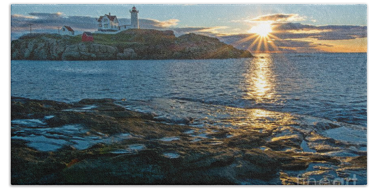 Nubble Bath Towel featuring the photograph Early Morning at the Nubble by Steve Brown