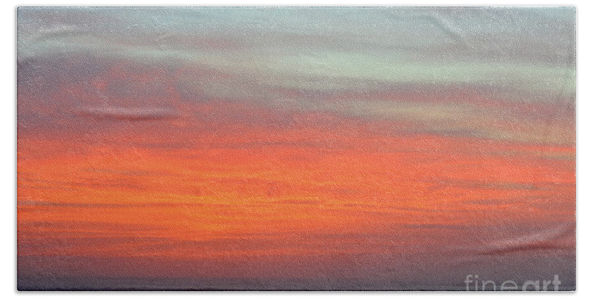 Dawn Bath Towel featuring the photograph Early sky 12-27-15 by Julianne Felton
