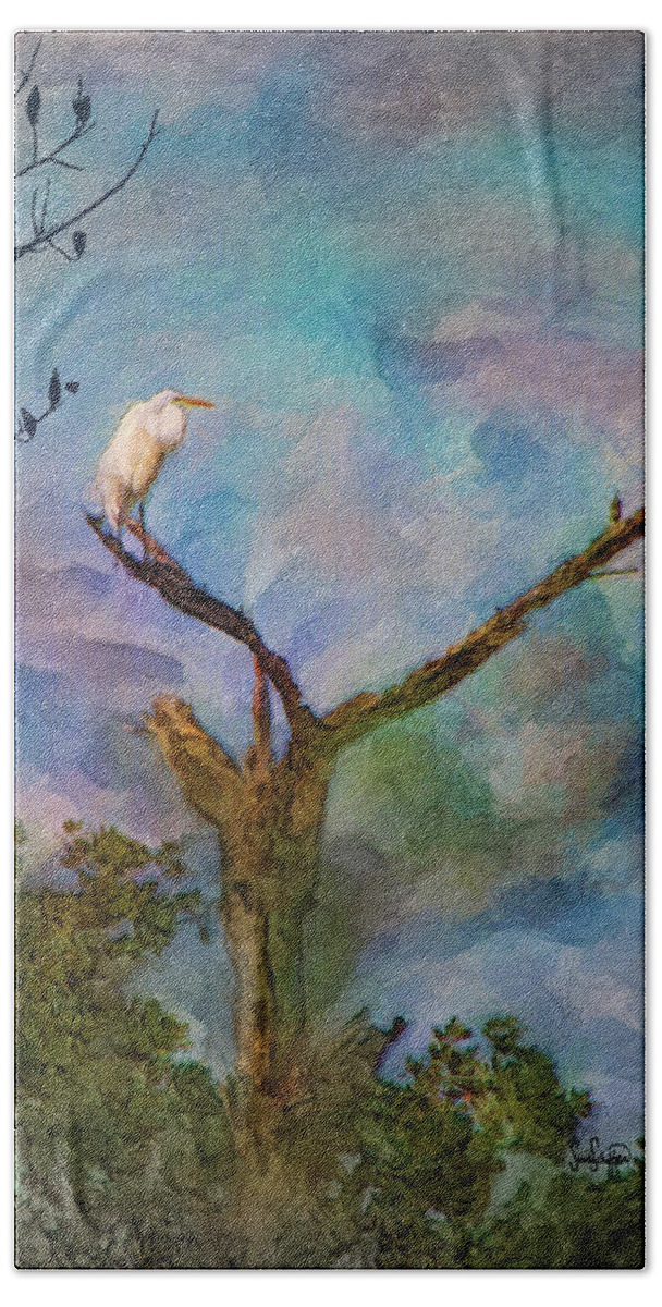 Egret Hand Towel featuring the photograph Egret Tree by Sandra Schiffner