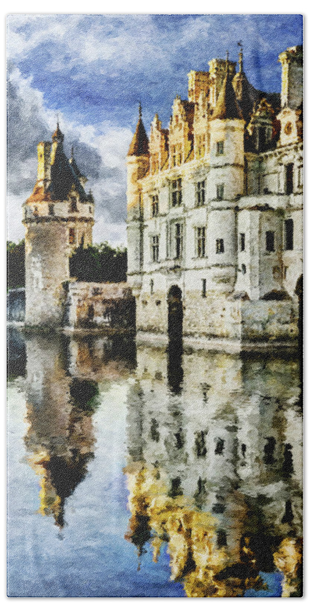 Chateau De Chenonceau Bath Towel featuring the photograph Evening falls at the Castle by Weston Westmoreland