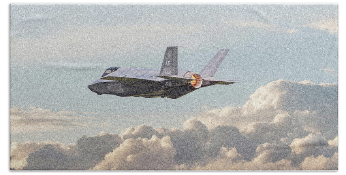 Aircraft Bath Towel featuring the photograph F35 - Into the Future by Pat Speirs