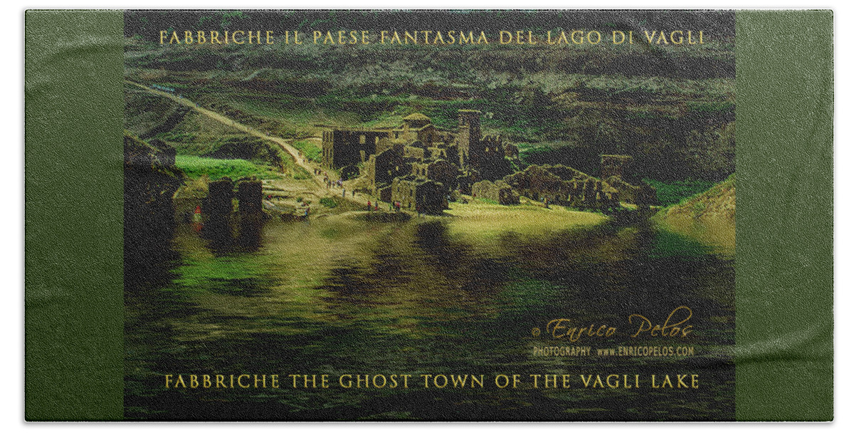 Fabbriche Di Vagli Bath Towel featuring the photograph Fabbriche Di Vagli Paese Fantasma Ghost Town 6 by Enrico Pelos