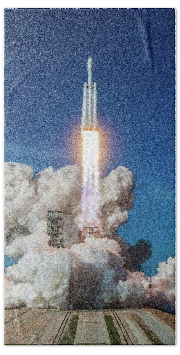 Dont Panic Bath Towel featuring the photograph Falcon Heavy Launch by Filip Schpindel