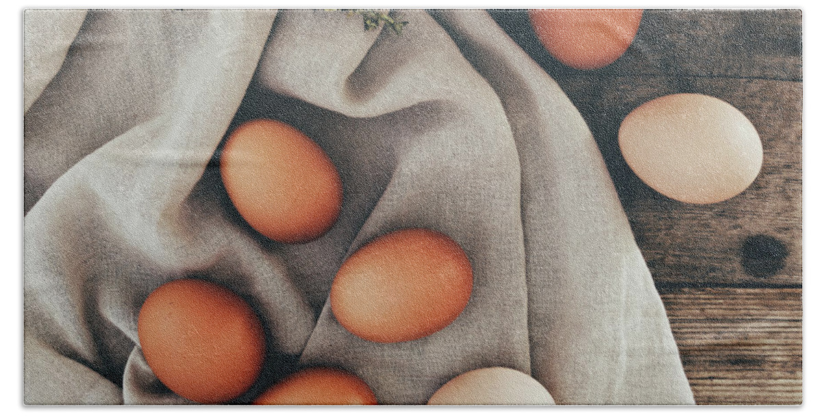 Eggs Bath Towel featuring the photograph Farm Fresh by Kim Hojnacki