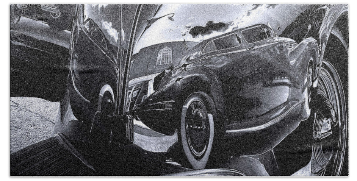 Black And White Photography Bath Towel featuring the photograph Fender Bender by Sue Stefanowicz