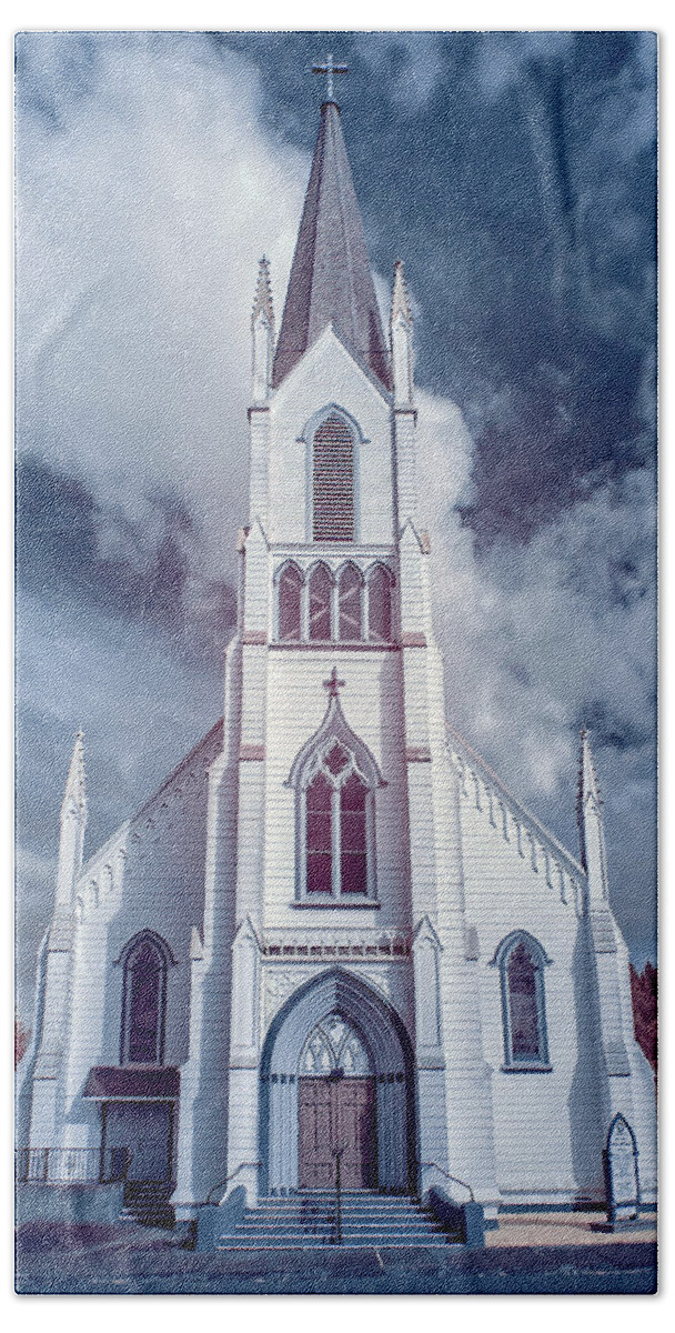 Ferndale Hand Towel featuring the photograph Ferndale Church in Infrared by Greg Nyquist
